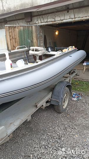 Продам лодку Тактика с булями