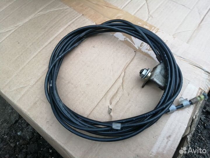 Трос лючка бензобака Toyota Hilux Surf 185