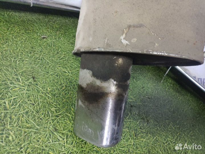 Глушитель правый Bmw X5 кроссовер 3.0 M54 2001