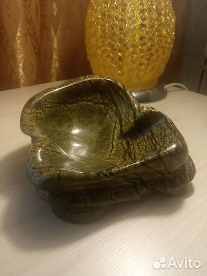 Пепельница камень