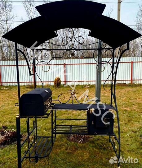 Мангал с крышей