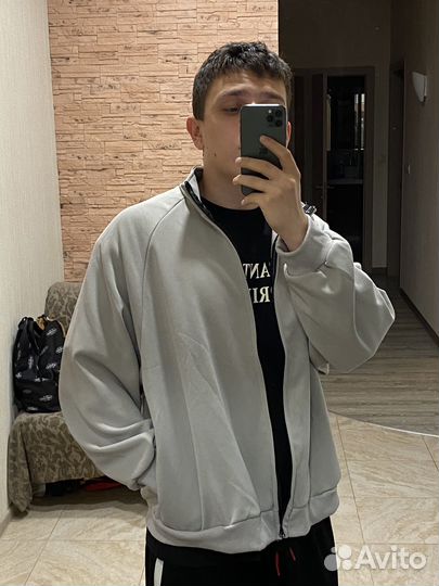 Кофта в стиле Yeezy Balenciaga y2k