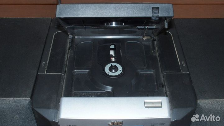 Музыкальный центр JVC