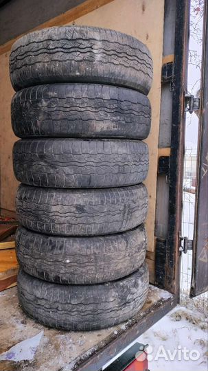 Bridgestone Dueler H/T D687 225/65 R17