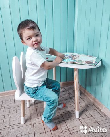 Детский стол и стул