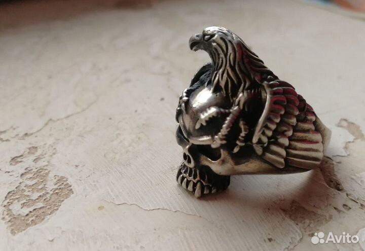 Серебряное кольцо