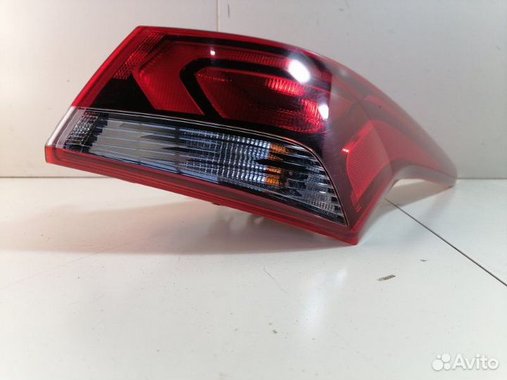 Стоп-сигнал правый Hyundai Solaris HCR G4FG