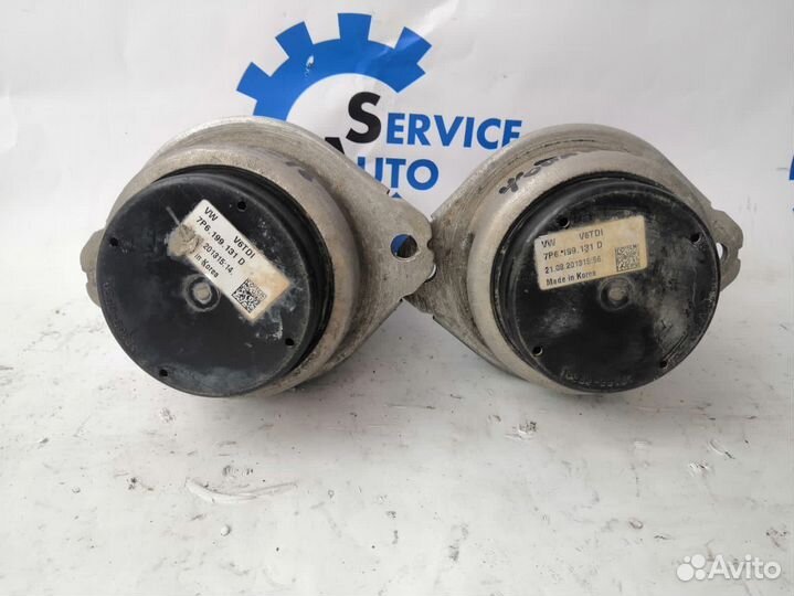 Volkswagen Touareg 10- TDI Опора двигателя LH RH