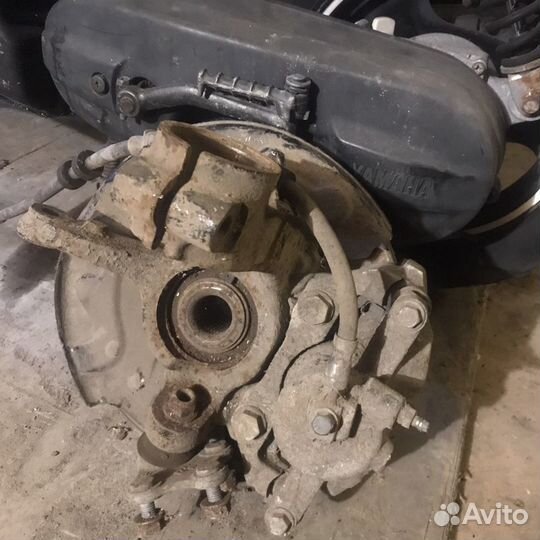 Суппорт Skoda rapid