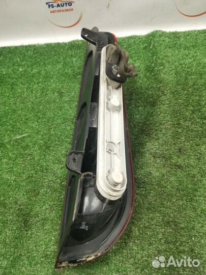 Фонарь левый Ford Focus 2 универсал 1.6 hwda 100