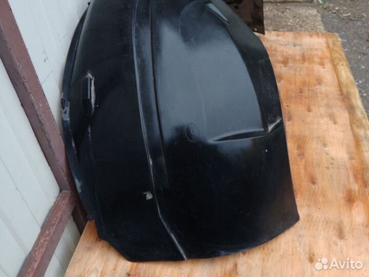 Подкрылок передний левый Dodge Chrysler 05113095AB