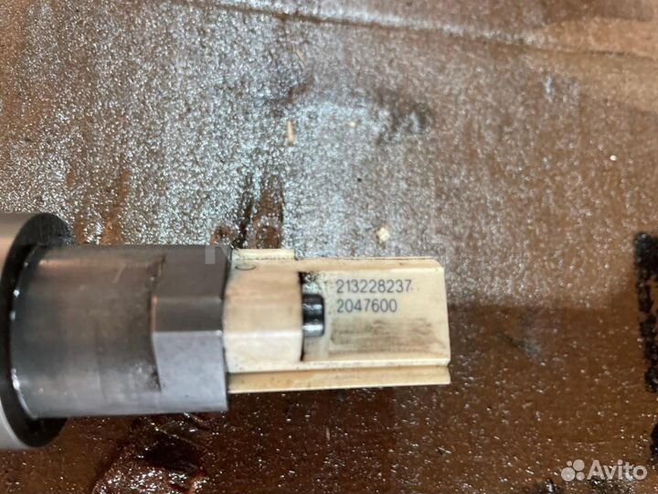 Форсунка топливная DAF XF 106 2018 2047600