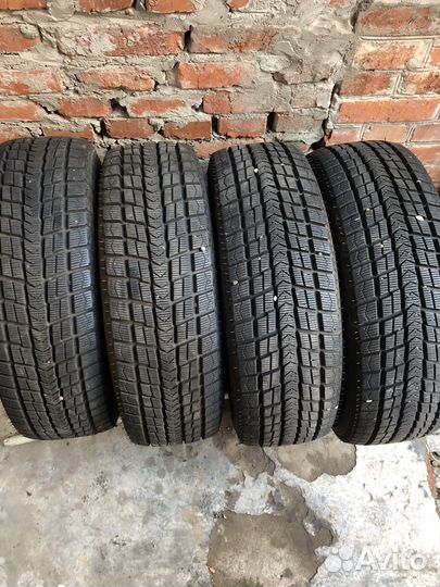 Nexen Winguard Ice SUV 215/65 R16 98Q