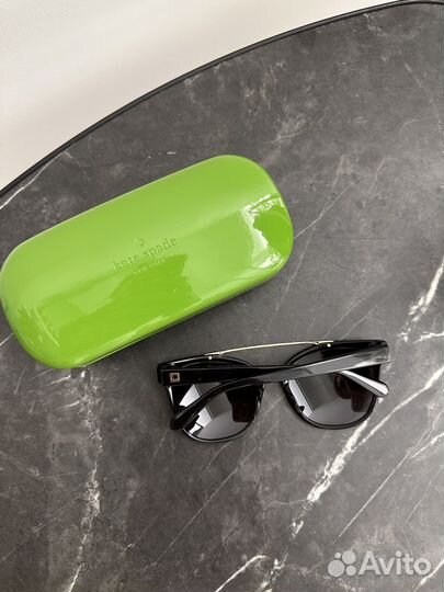 Солнцезащитные очки Kate spade