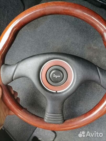 Руль Tazio