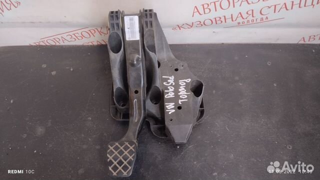 Педаль тормоза VW Polo Sedan