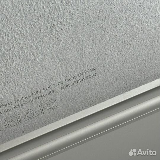 Apple Magic Keyboard iPad Pro 12.9 б/у