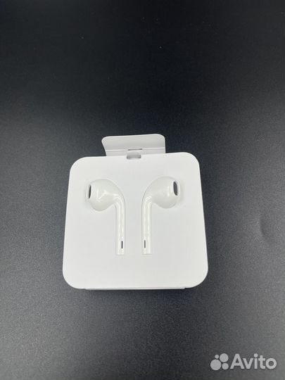 Наушники apple earpods lightning новые проводные