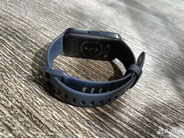 Фитнесс браслет Huawei Band 8