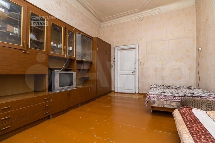 Комната 20 м² в 3-к., 1/3 эт.