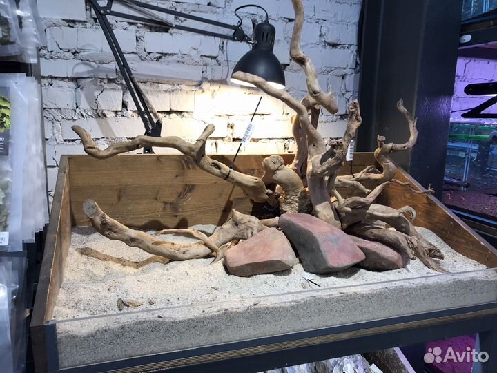 Коряги и камни для аквариума