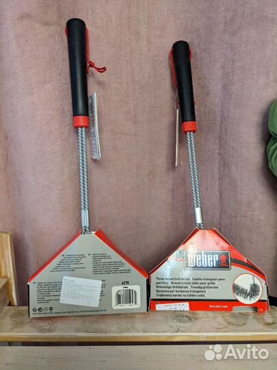 Щетка для гриля Weber Т-образная 46 см, 6278,новая