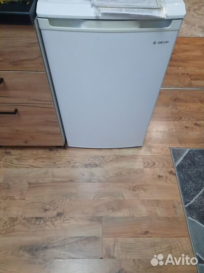 Продам морозильную камеру