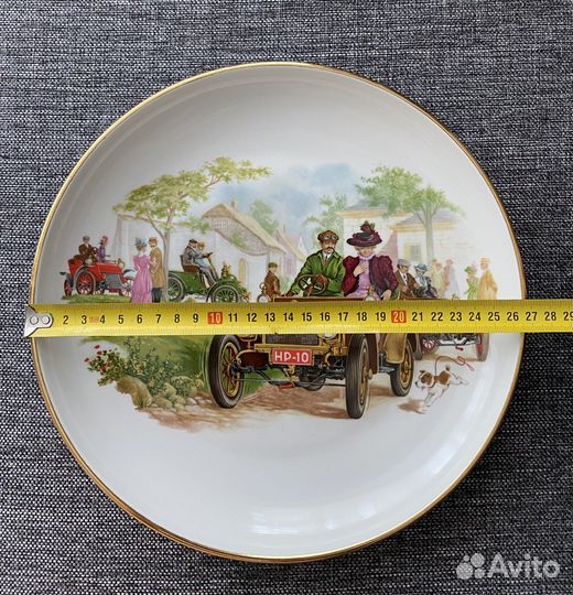 Винтажна декоративная тарелка