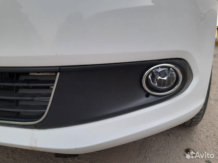 Комплект противотуманок Polo sedan дорестайлинг