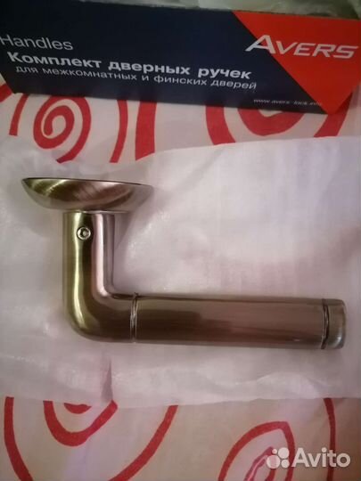 Дверные ручки