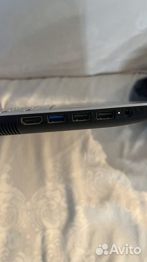 Ноутбук asus