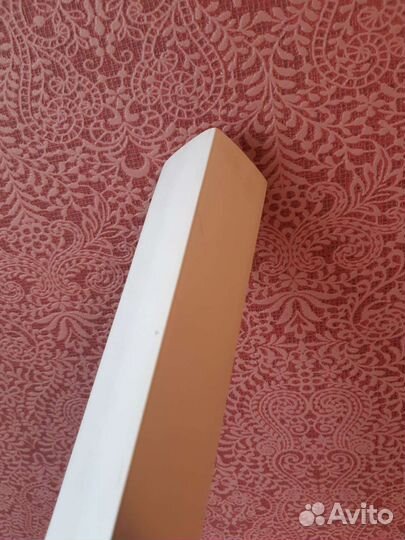 Уголок пластиковый