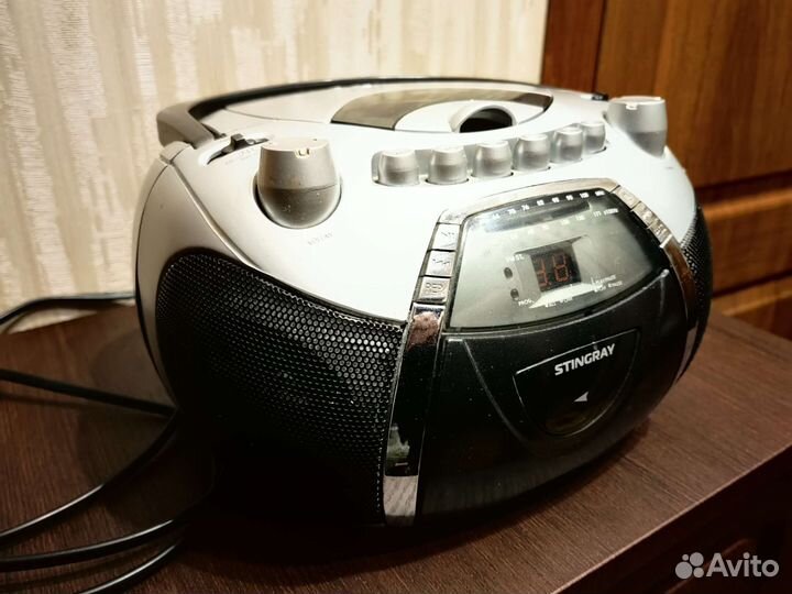Магнитола бу Stingray