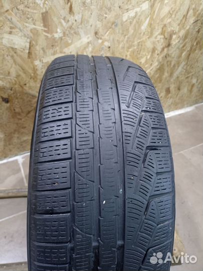 Pirelli Winter Sottozero 240 Serie II 225/45 R18