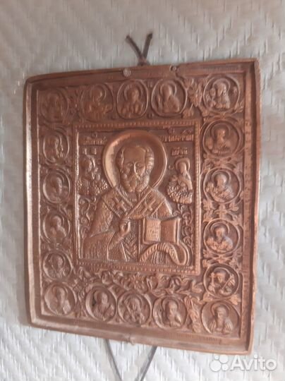 Николай Чудотворец 14,3 см Х 12,4 см