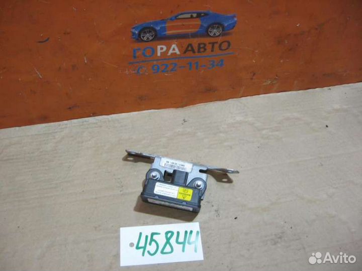 Датчик ускорения Ford Focus II 2008-2011