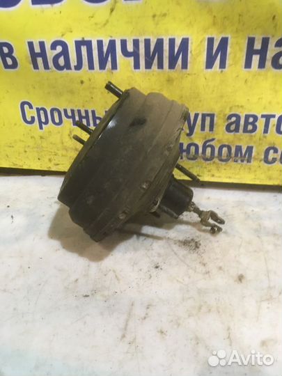 Вакуумный усилитель тормозов Honda Logo