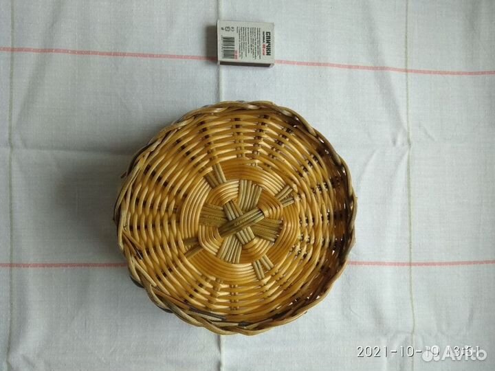 Плетеная корзинка