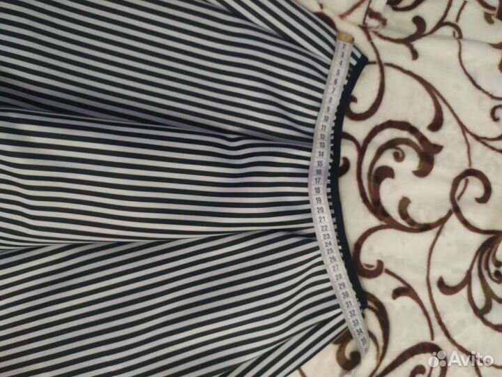 Юбки новые миди 42,44