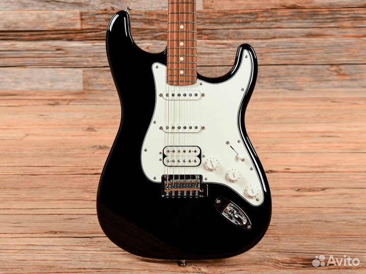 Электрогитара Fender Player Stratocaster Black