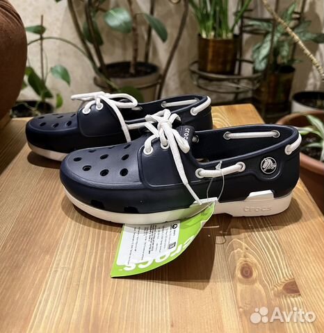 Crocs J2