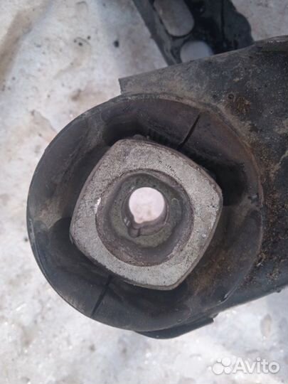 Балка подвески задняя Bmw X1 E84 N20B20A 2011