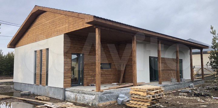 Дом 167 м² на участке 6,7 сот.