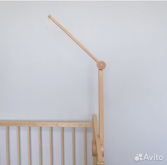Кронштейн для детской кроватки деревянный