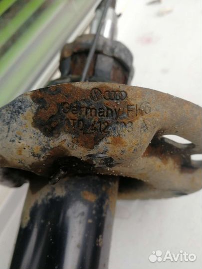 Стойки передние tiguan