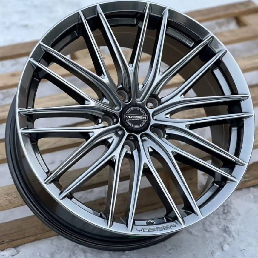 Литые диски Vossen VFS/4 7.5×R17 5×100