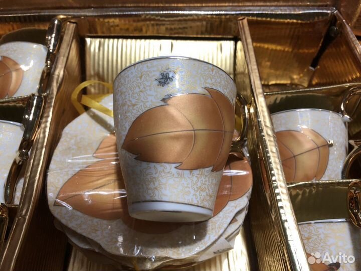 Изящный Чайный сервис на 6 пер. Новый