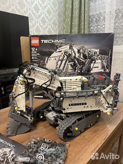 Lego Technic 42100 Экскаватор Liebherr R 9800