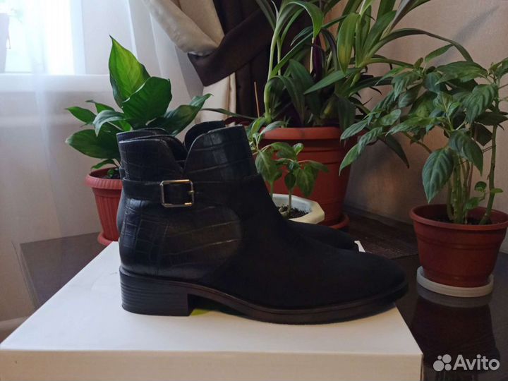 Полусапожки женские 39 размера бу