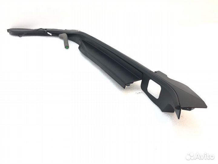 Накладка багажника правая Land Rover Range Rover